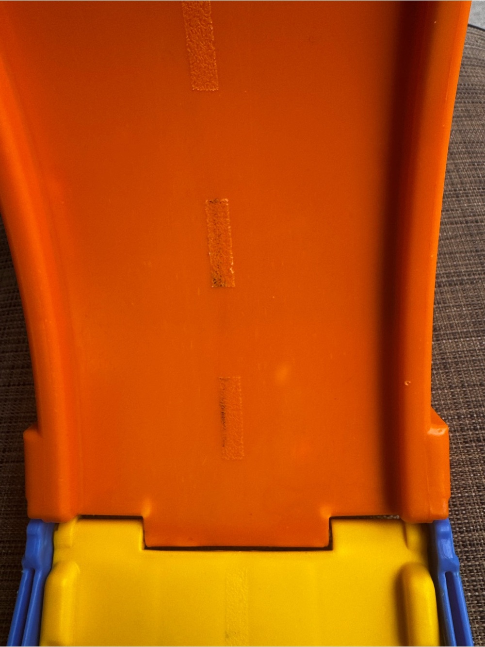 Fisher-Price Disney Wheelies Pixar Cars 2 Racing Rivalry Fold & Go Ramp Track - Picture 10 of 10
